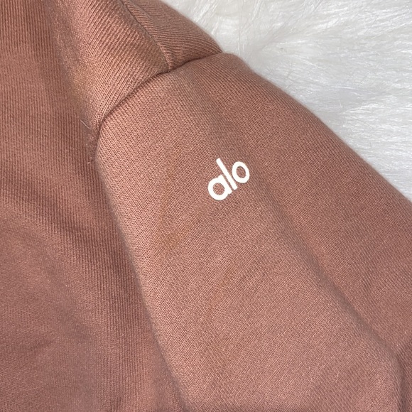 ALO Cropped Hoodie - Picture 9 of 13